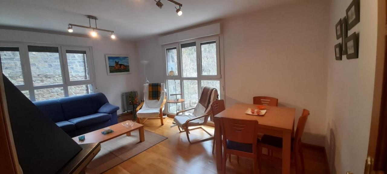Buenavista Apartment Canfranc Ngoại thất bức ảnh